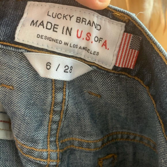 Trendy Dark Wash Lucky Brand Boyfriend Jeans - Picture 4 of 11